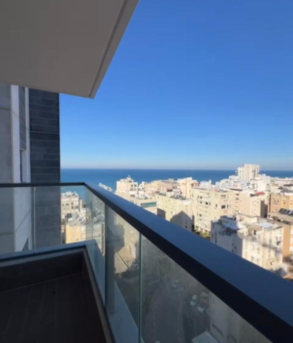 For sale — Ir Yamim, Netanya